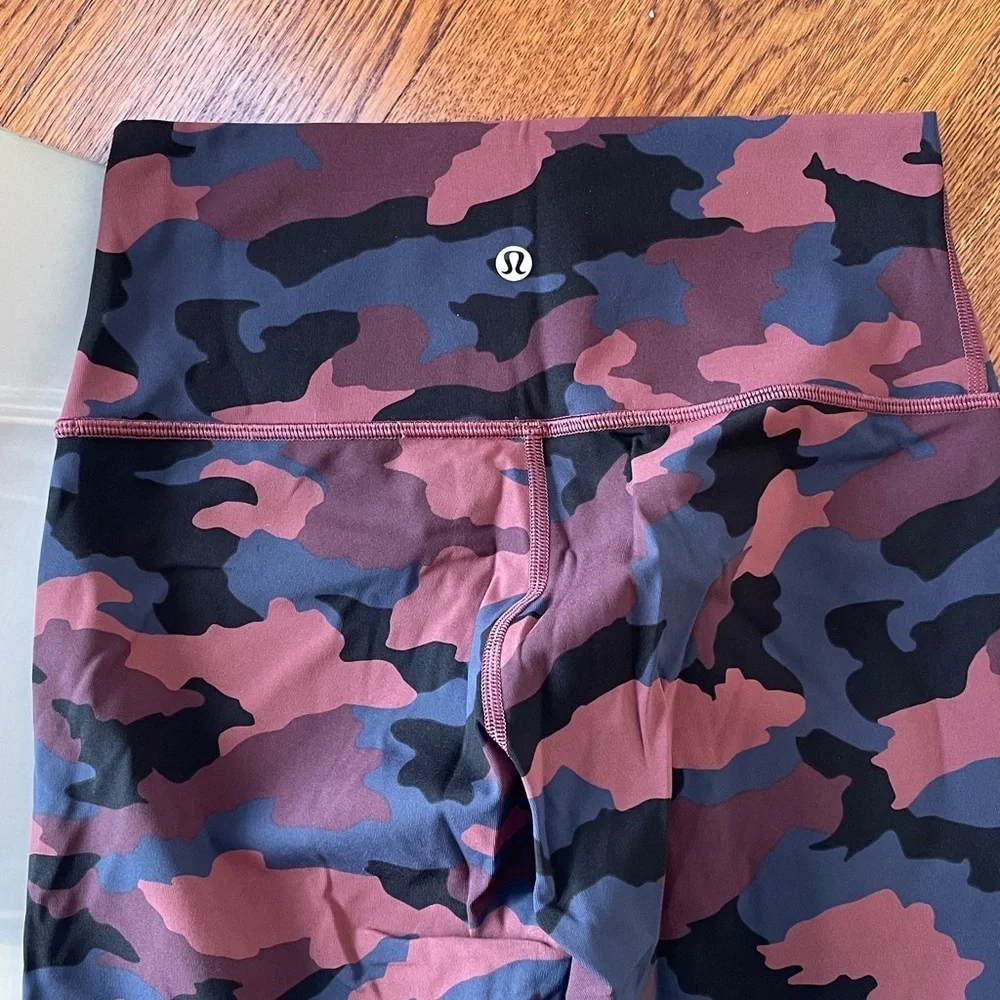 Lululemon I 6